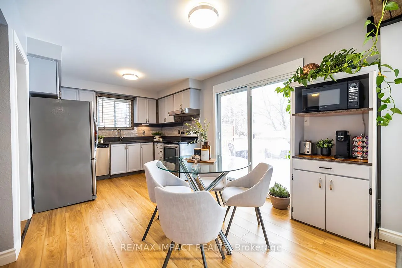 Photo 7 of 25 Soper Creek Drive, Clarington, Bowmanville — HOMEH