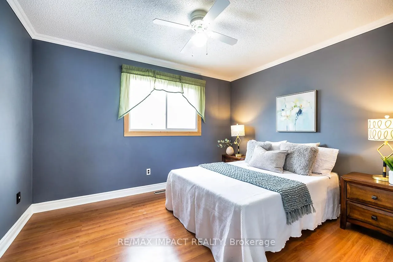Photo 14 of 25 Soper Creek Drive, Clarington, Bowmanville — HOMEH