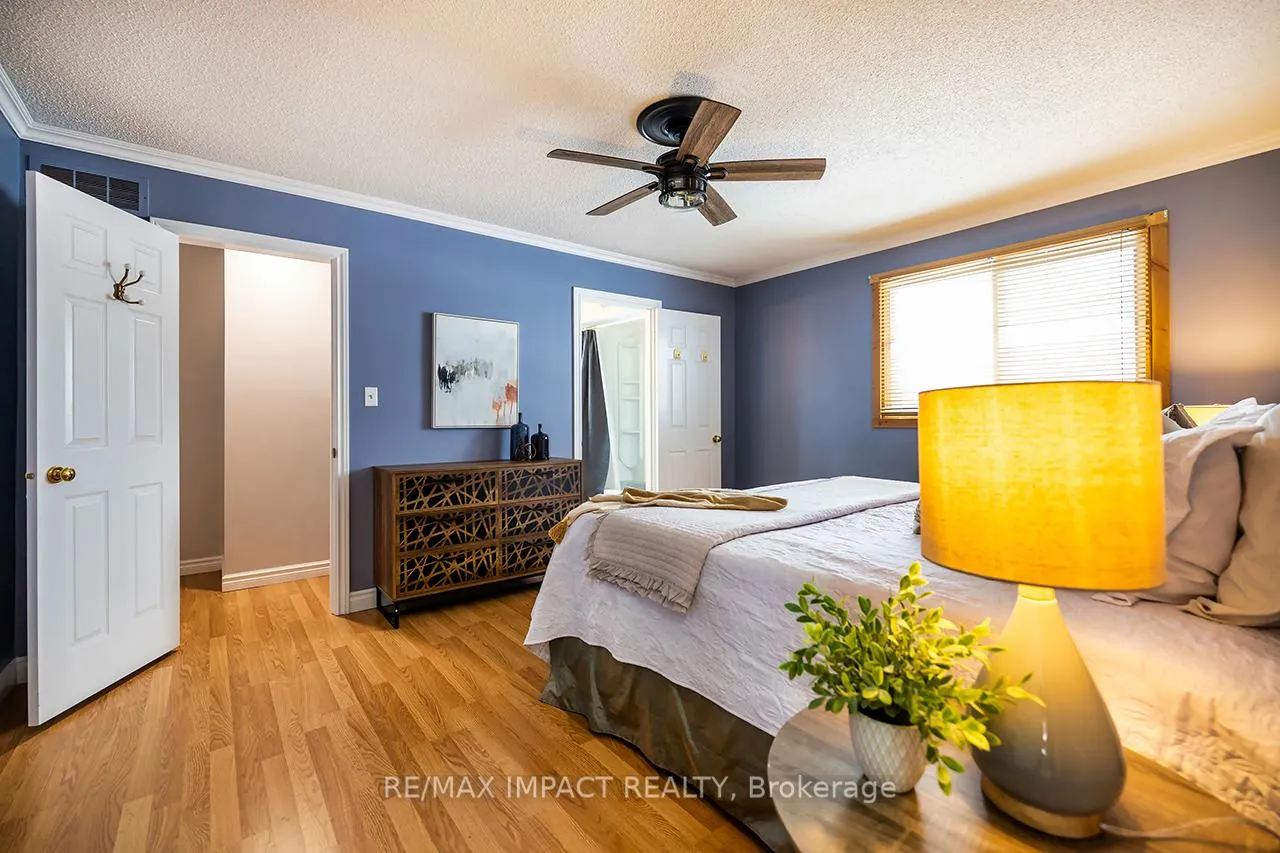 Photo 18 of 25 Soper Creek Drive, Clarington, Bowmanville — HOMEH