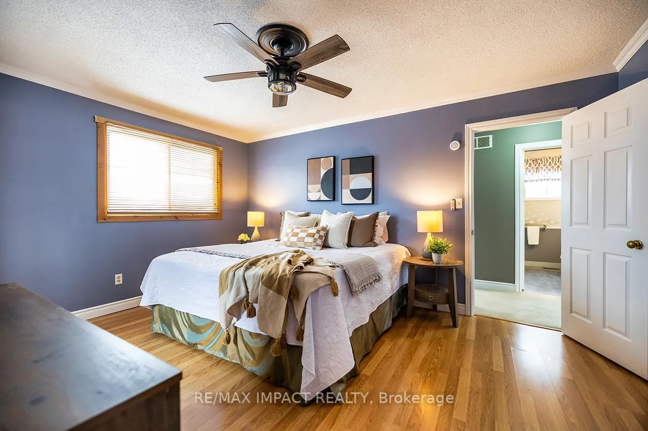 Photo 19 of 25 Soper Creek Drive, Clarington, Bowmanville — HOMEH