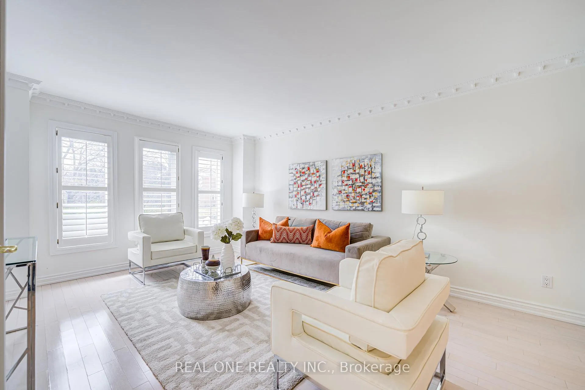 Photo 6 of 27 Binscarth Crescent, Vaughan, Uplands — HOMEH