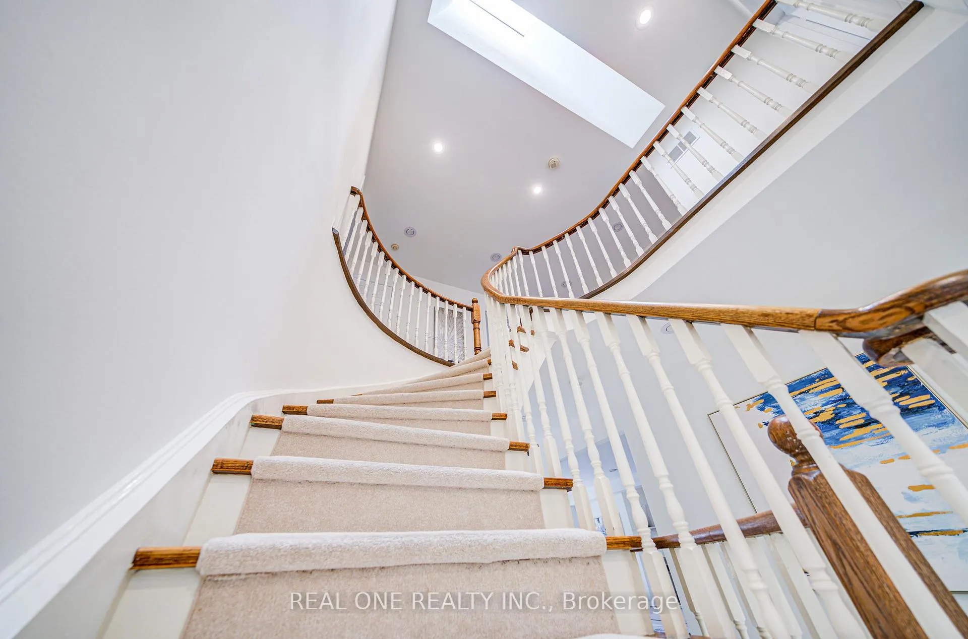 Photo 21 of 27 Binscarth Crescent, Vaughan, Uplands — HOMEH