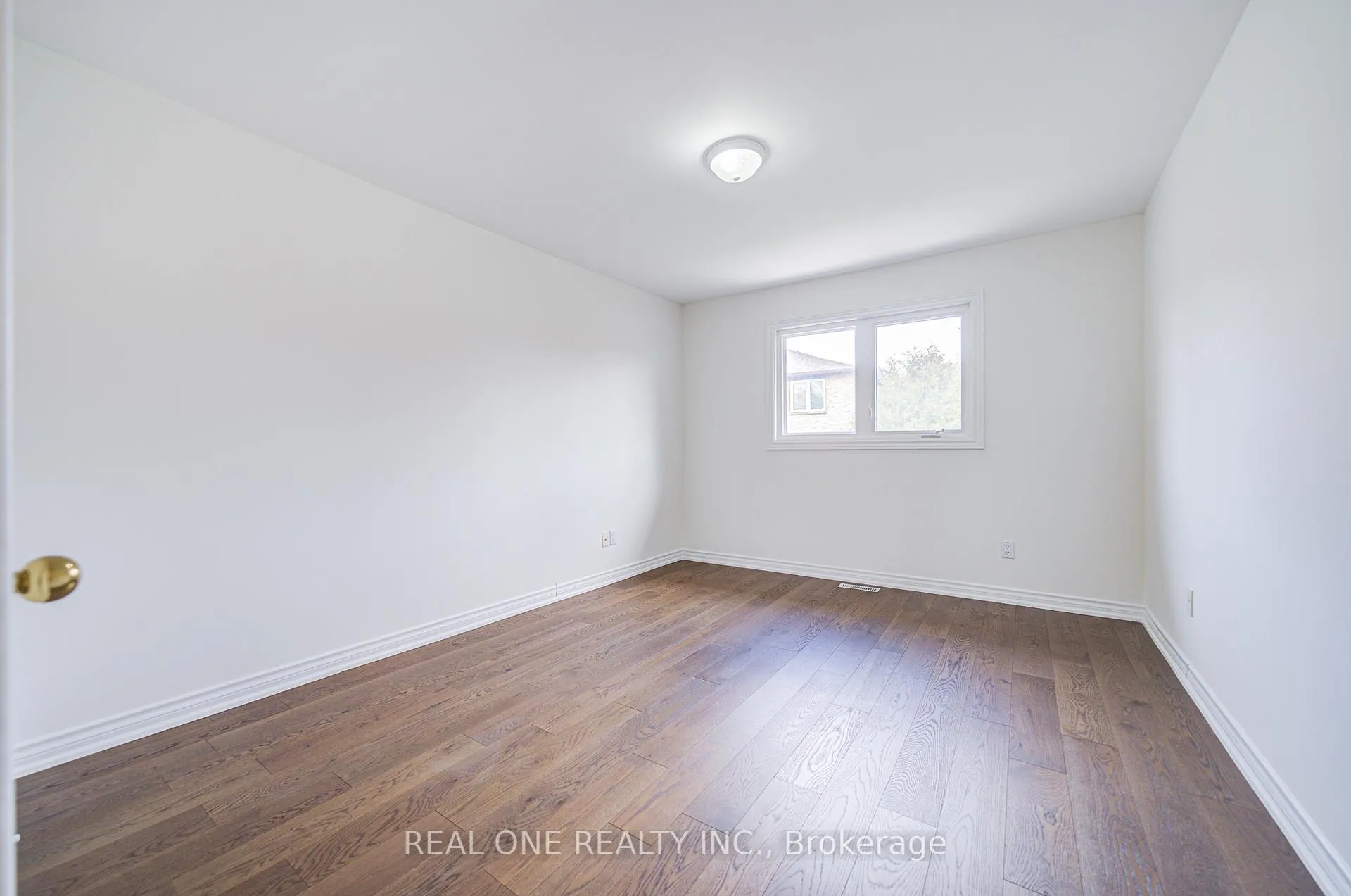 Photo 32 of 27 Binscarth Crescent, Vaughan, Uplands — HOMEH