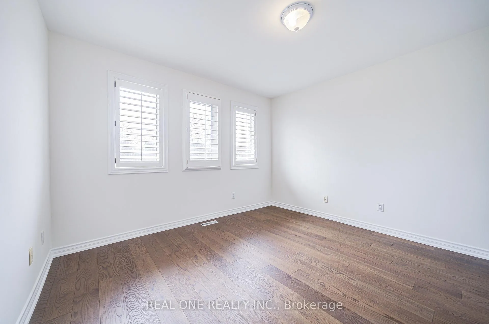 Photo 38 of 27 Binscarth Crescent, Vaughan, Uplands — HOMEH