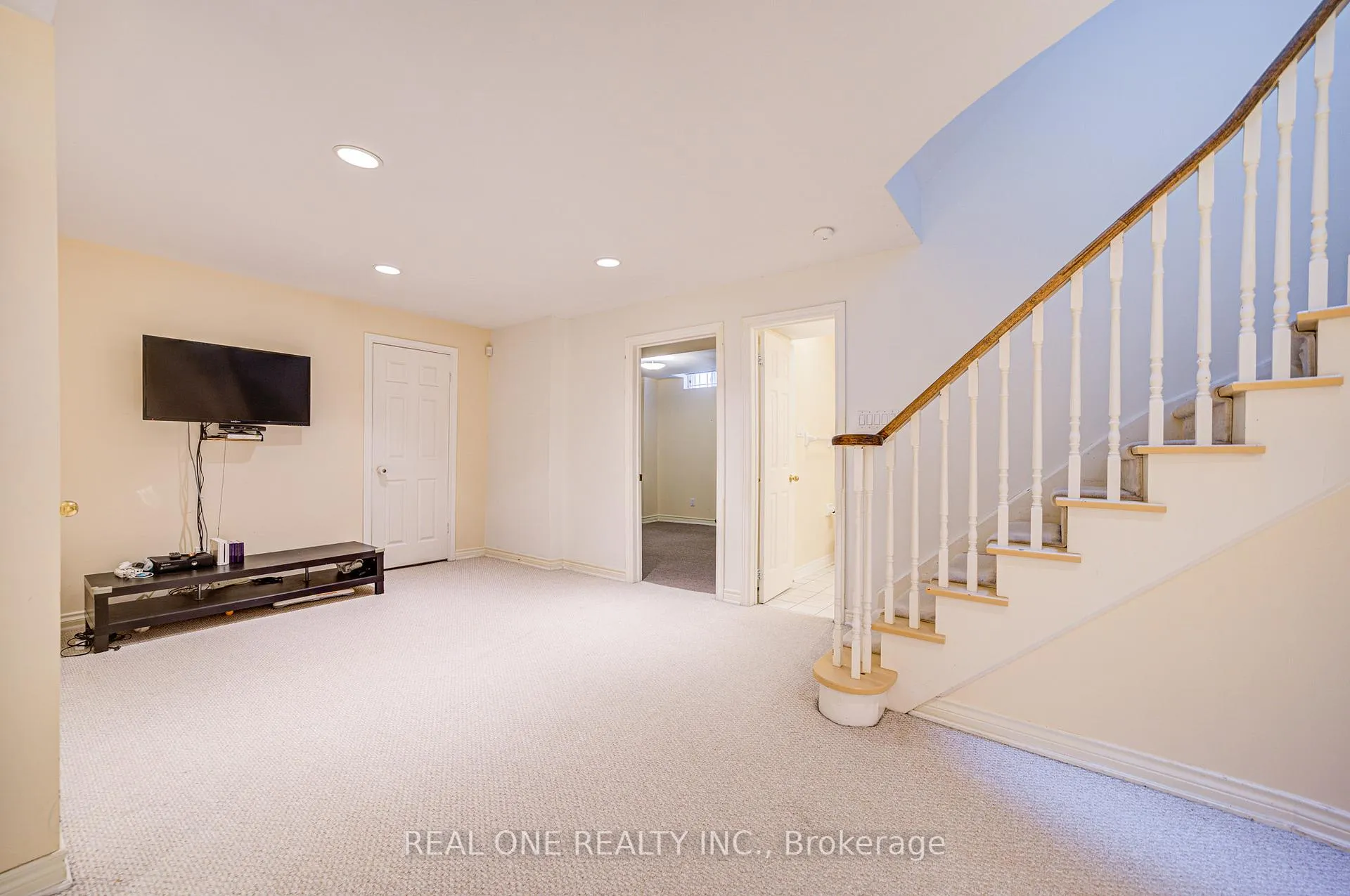 Photo 43 of 27 Binscarth Crescent, Vaughan, Uplands — HOMEH