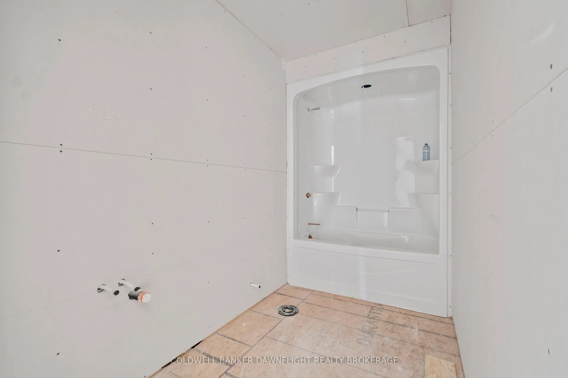 Photo 6 of 115 Victoria Avenue, South Huron, Stephen — HOMEH
