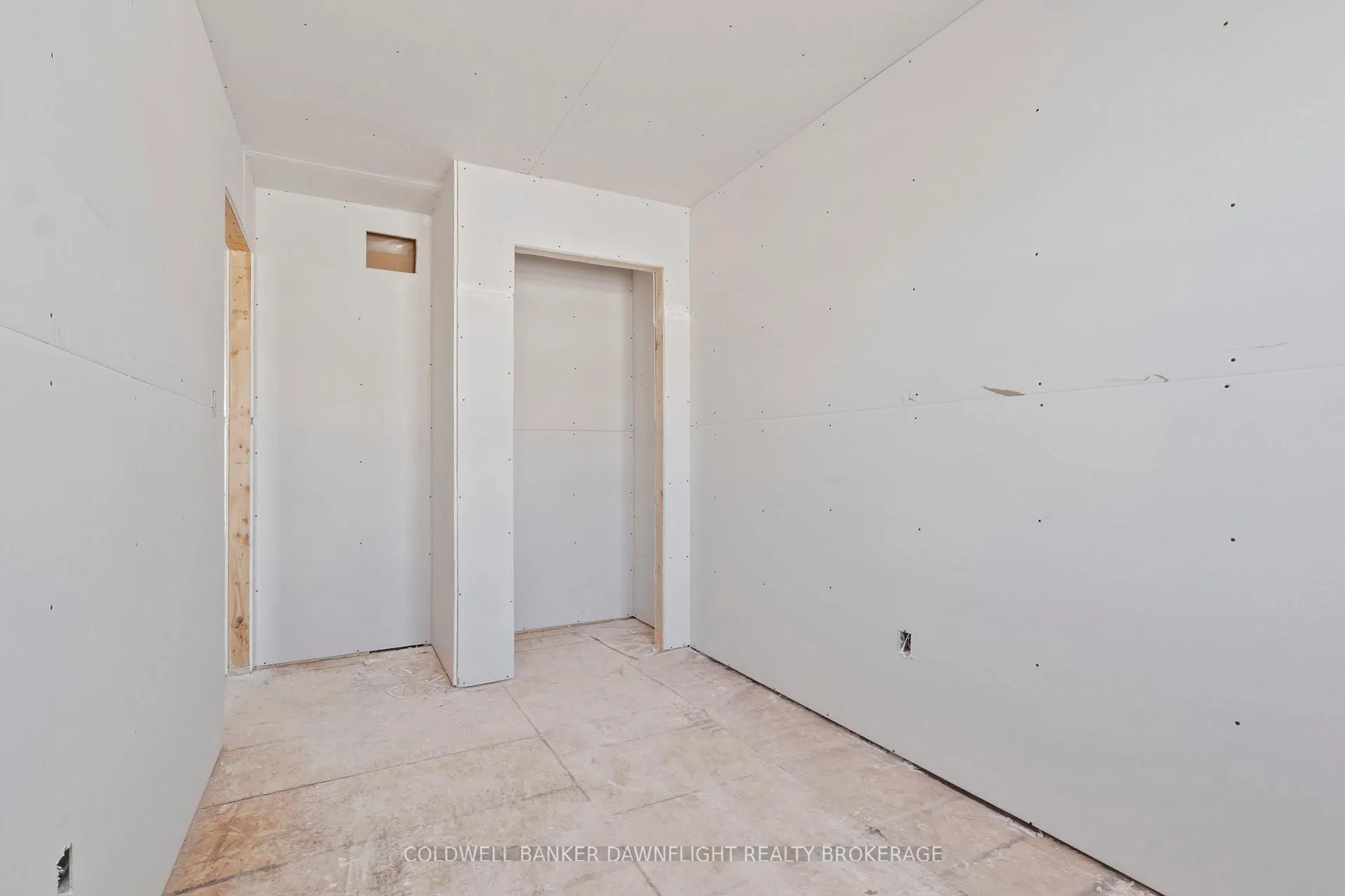 Photo 15 of 115 Victoria Avenue, South Huron, Stephen — HOMEH
