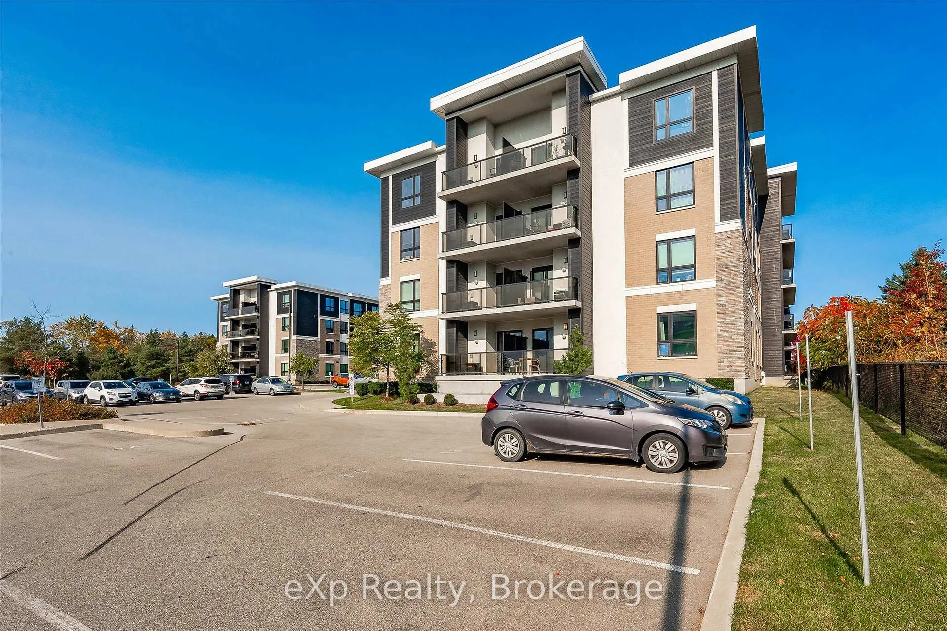 Photo 2 of 1284 Gordon Street, Guelph, Kortright East — HOMEH
