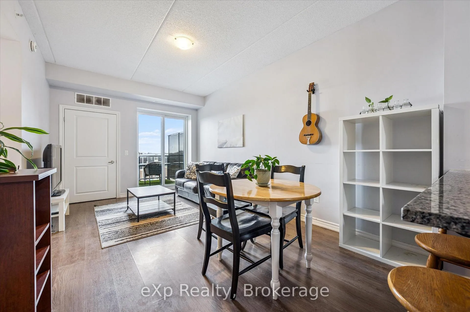 Photo 13 of 1284 Gordon Street, Guelph, Kortright East — HOMEH
