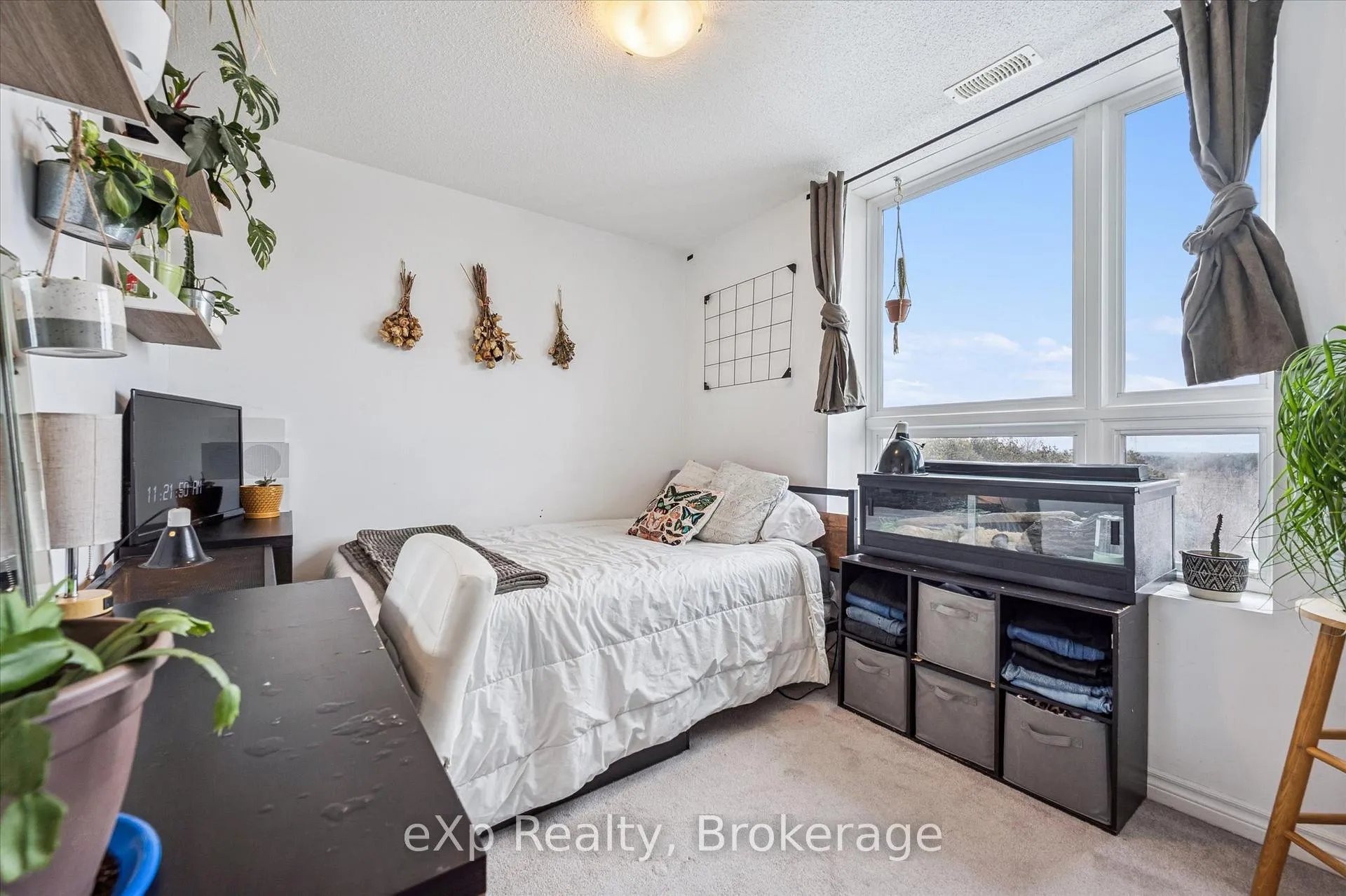 Photo 21 of 1284 Gordon Street, Guelph, Kortright East — HOMEH
