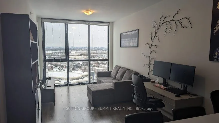 Photo 2 of Unit 1410, 2916 Highway 7, Vaughan, Concord — HOMEH
