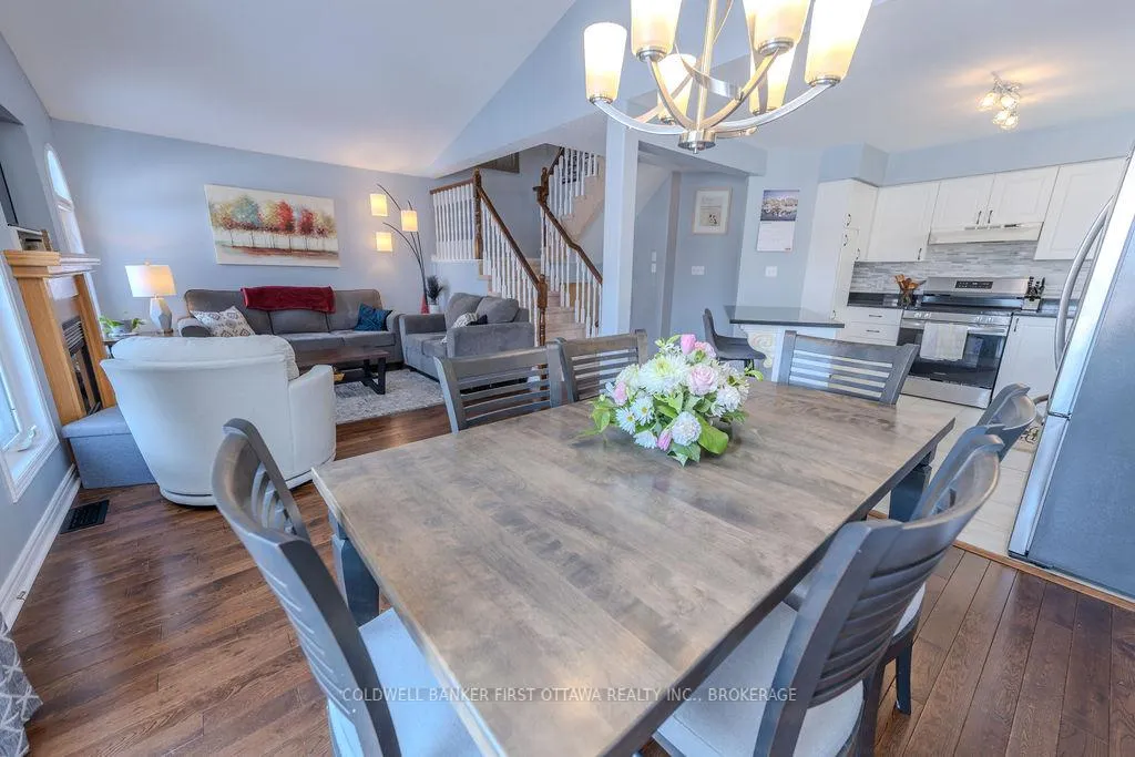 Photo 13 of 554 Freeman Crescent, Kingston, Kingston East (Incl Barret Crt) — HOMEH