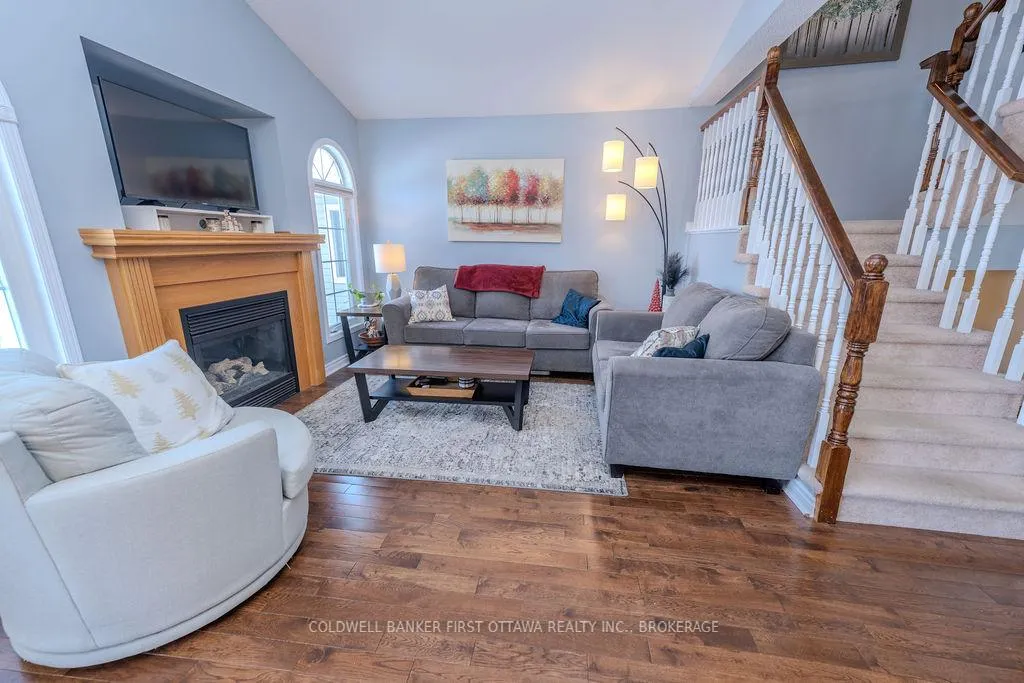 Photo 16 of 554 Freeman Crescent, Kingston, Kingston East (Incl Barret Crt) — HOMEH