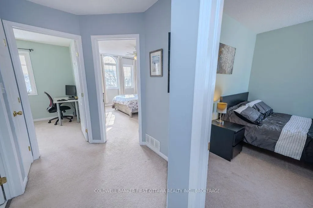 Photo 17 of 554 Freeman Crescent, Kingston, Kingston East (Incl Barret Crt) — HOMEH
