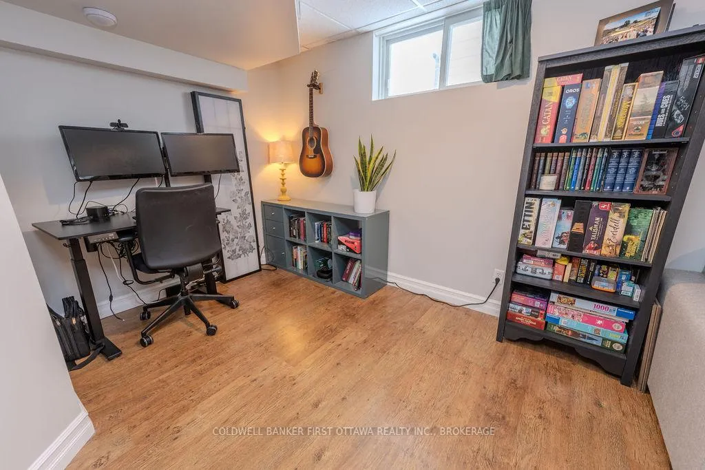 Photo 27 of 554 Freeman Crescent, Kingston, Kingston East (Incl Barret Crt) — HOMEH