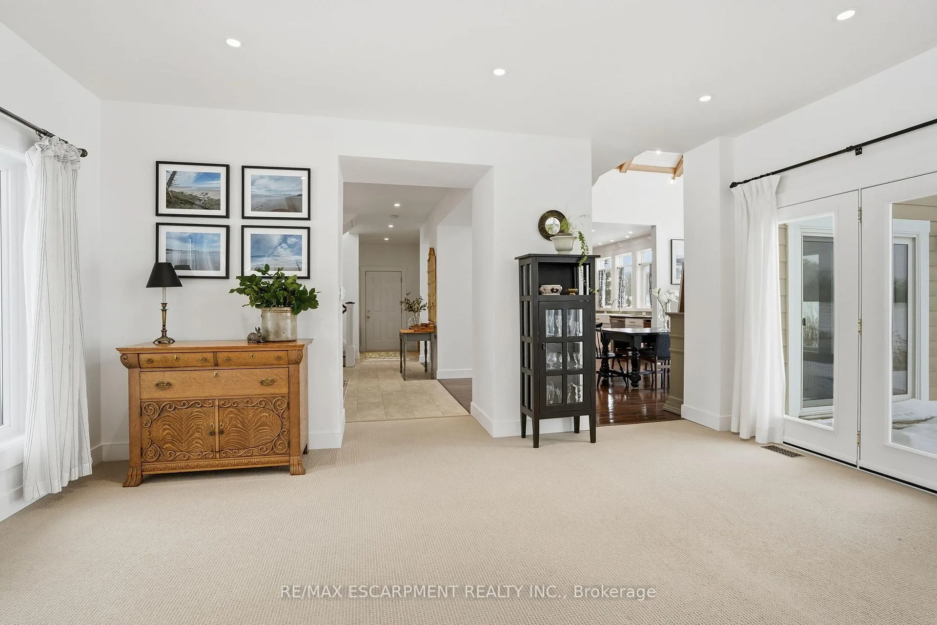Photo 13 of 250 Old Onondaga Road E, Brantford — HOMEH