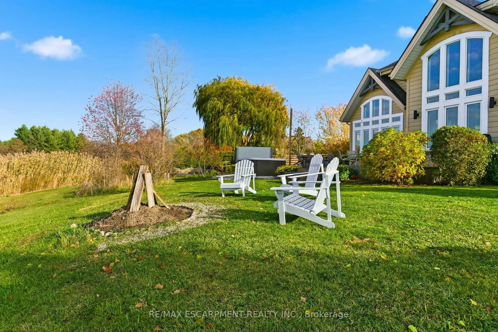 Photo 43 of 250 Old Onondaga Road E, Brantford — HOMEH