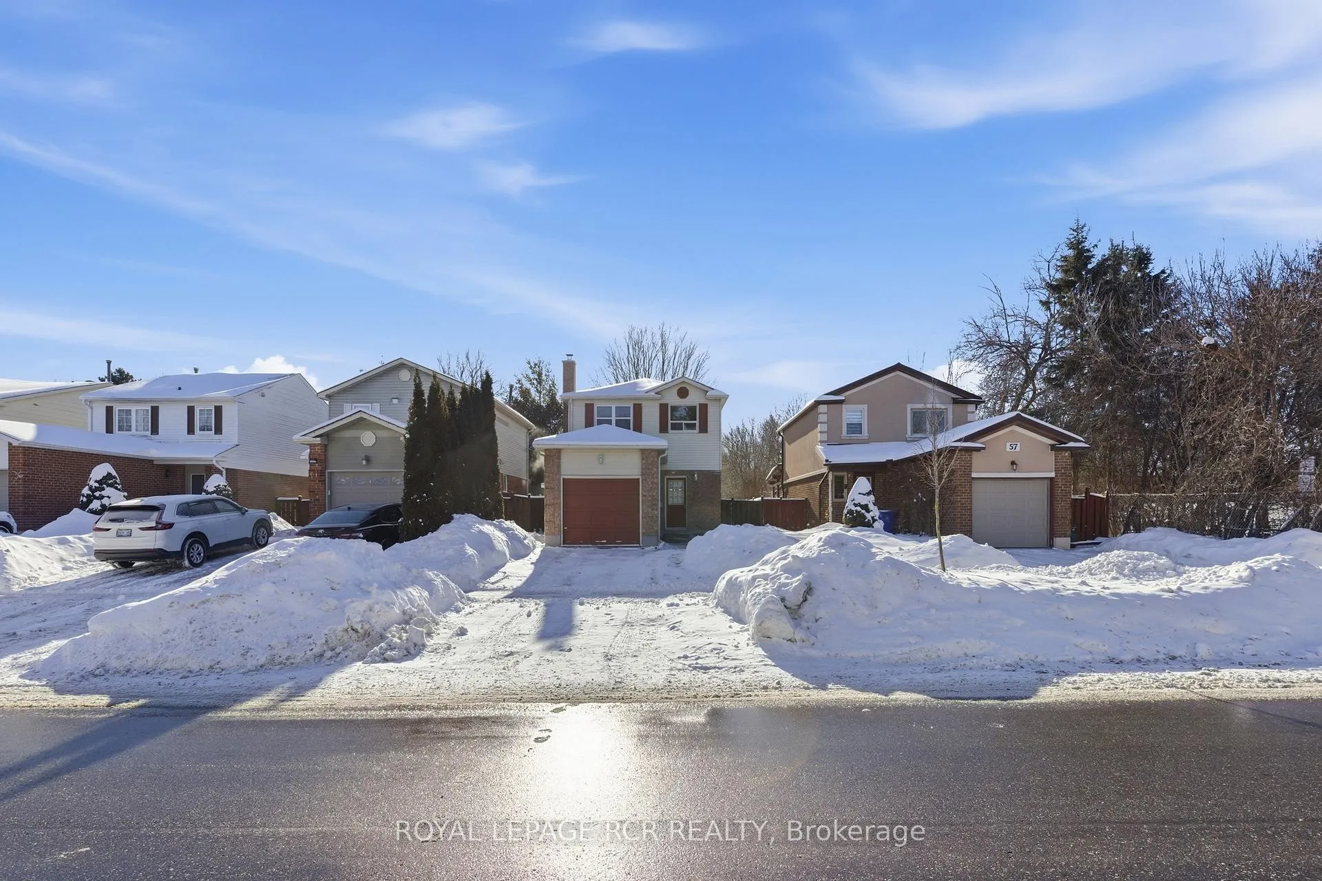 Photo 3 of 59 Seaton Drive, Aurora, Aurora Highlands — HOMEH
