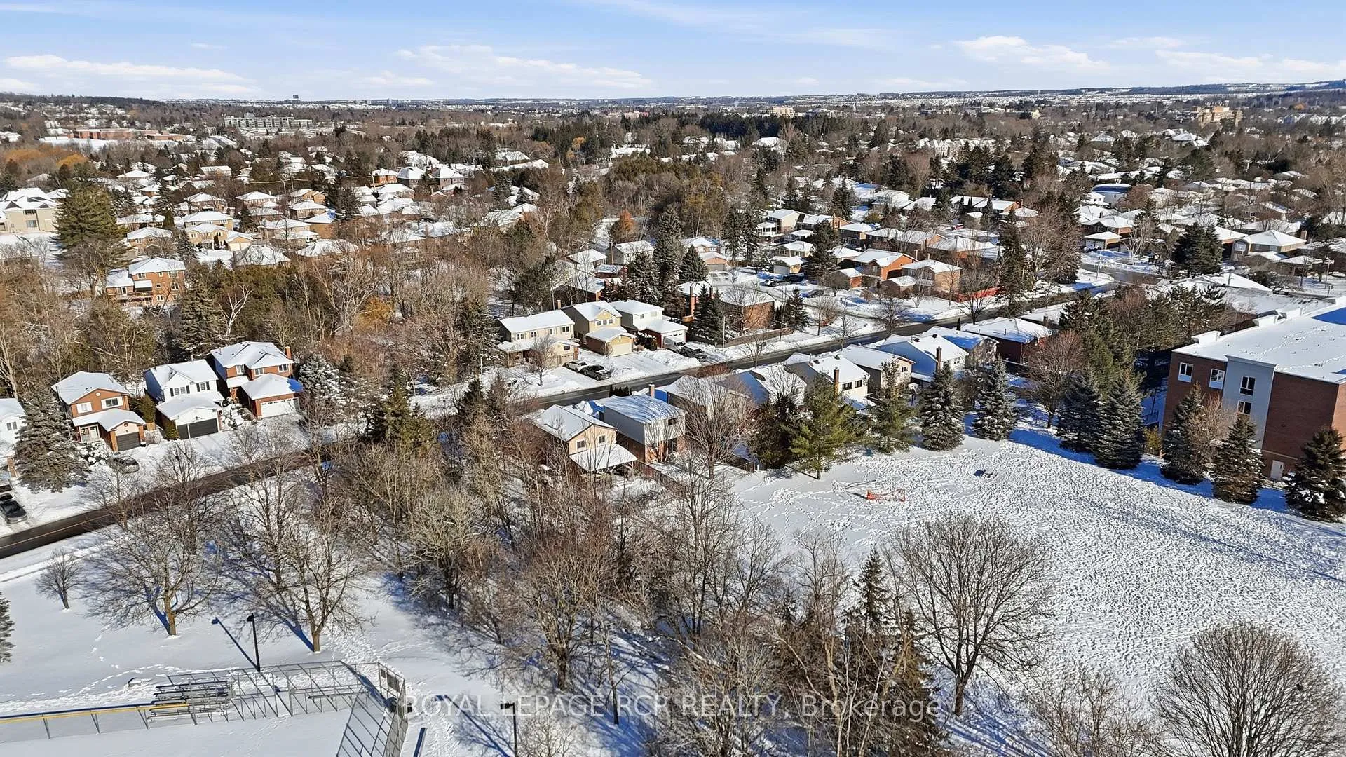 Photo 12 of 59 Seaton Drive, Aurora, Aurora Highlands — HOMEH