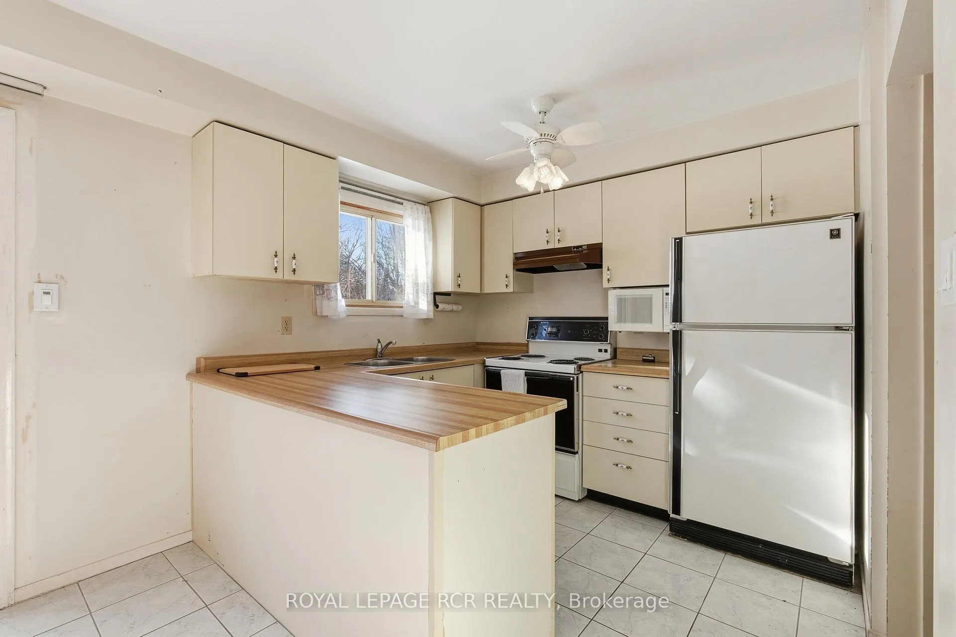Photo 20 of 59 Seaton Drive, Aurora, Aurora Highlands — HOMEH