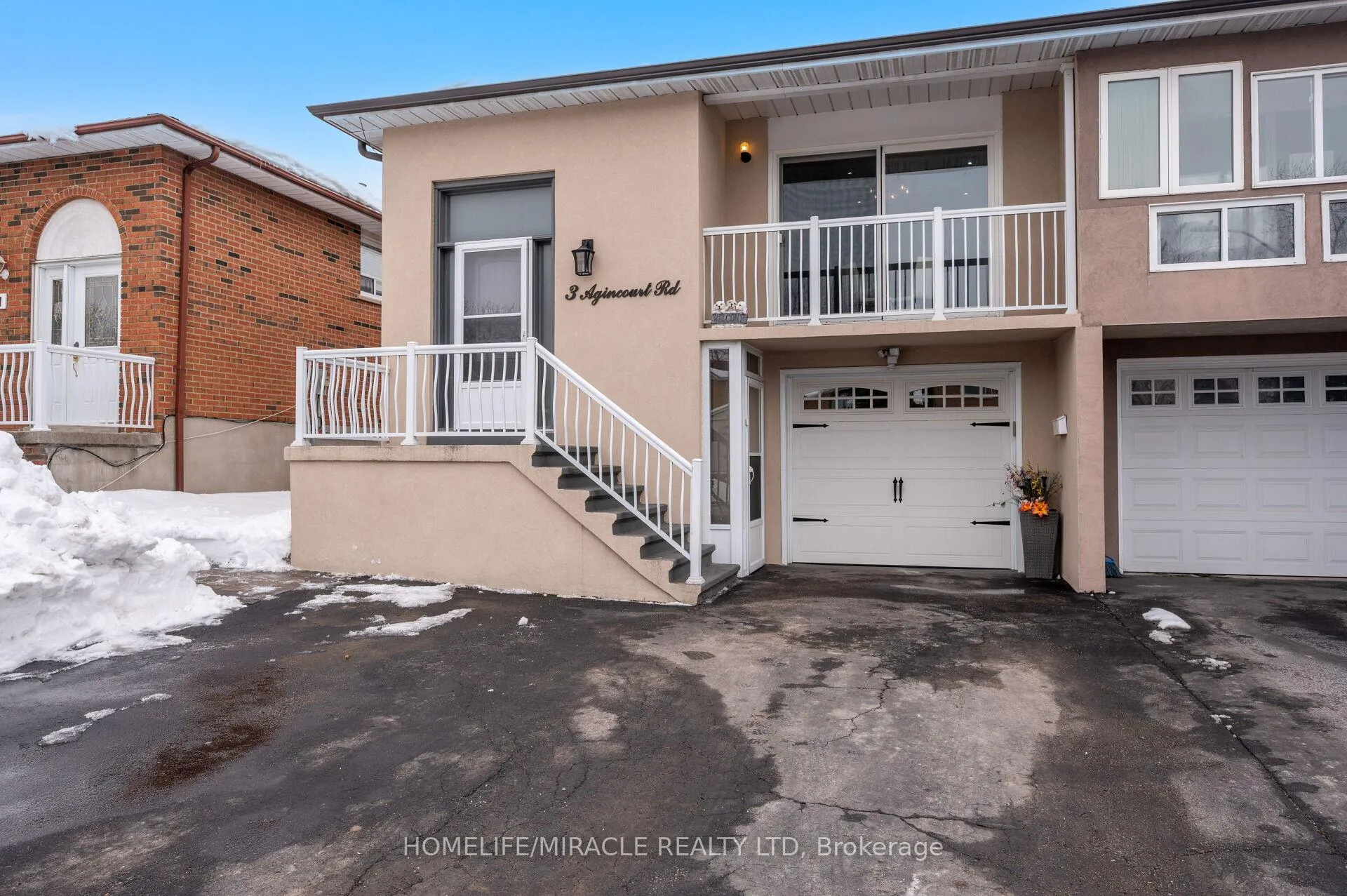 Photo 2 of 3 Agincourt Road, Vaughan, West Woodbridge — HOMEH
