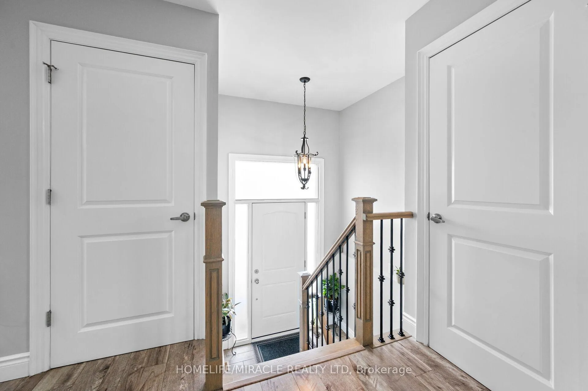 Photo 8 of 3 Agincourt Road, Vaughan, West Woodbridge — HOMEH