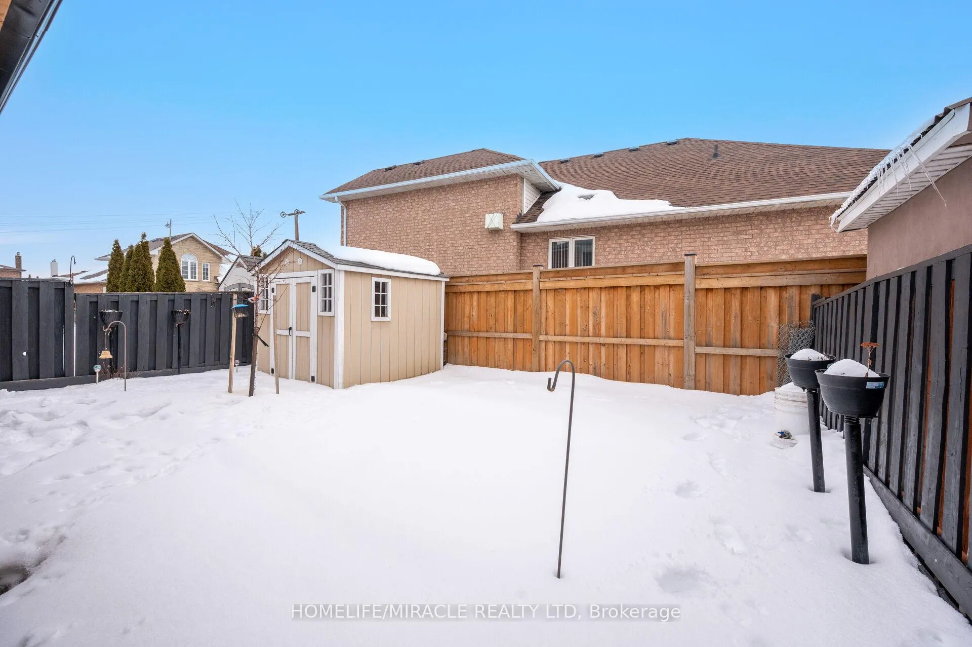 Photo 46 of 3 Agincourt Road, Vaughan, West Woodbridge — HOMEH