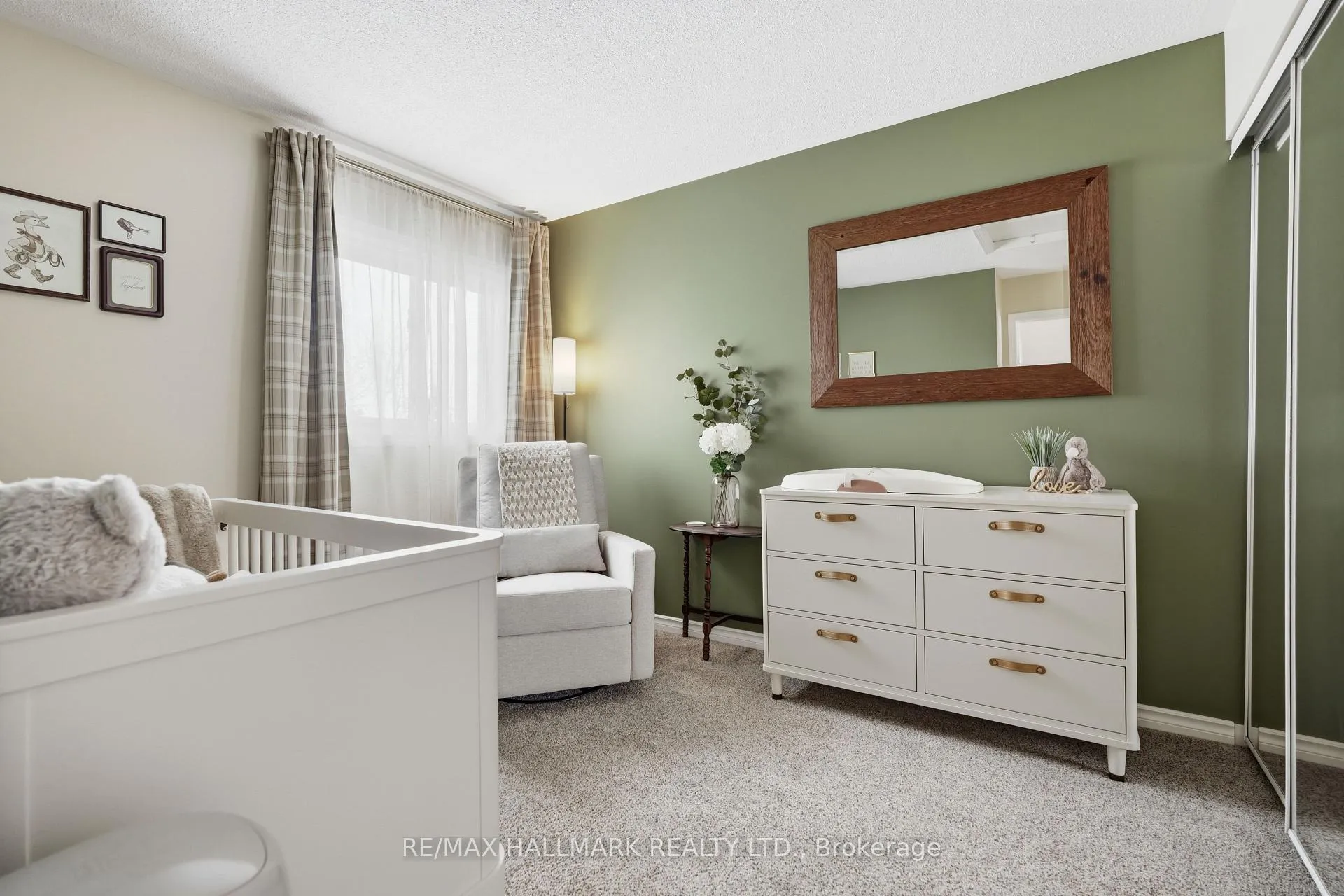 Photo 25 of 91 Barre Drive, Barrie, Painswick North — HOMEH