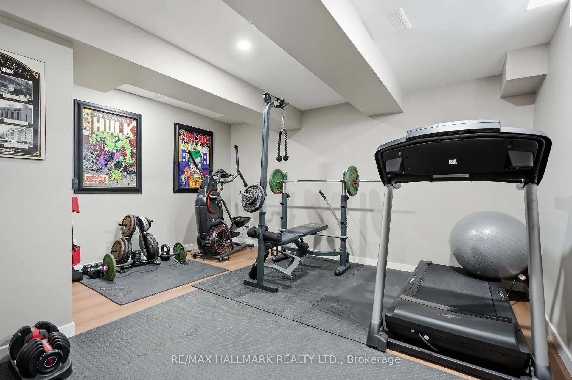 Photo 35 of 91 Barre Drive, Barrie, Painswick North — HOMEH