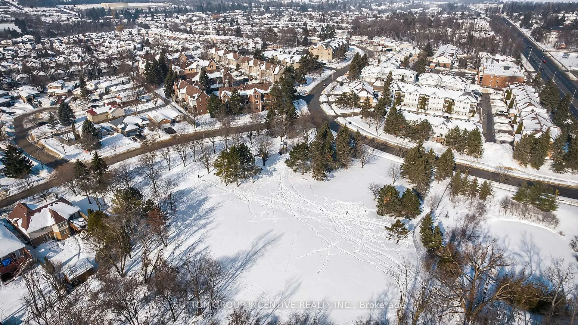 Photo 34 of 120 D'Ambrosio Drive, Barrie, Painswick North — HOMEH