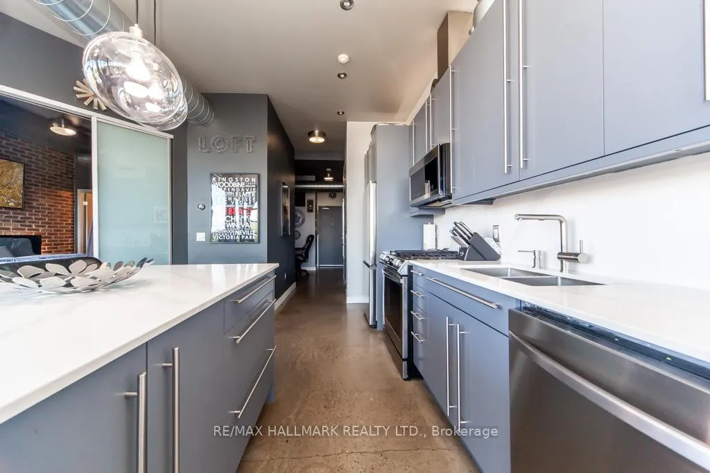 Photo 5 of Unit 403, 952 Kingston Road, Toronto, East End-Danforth — HOMEH