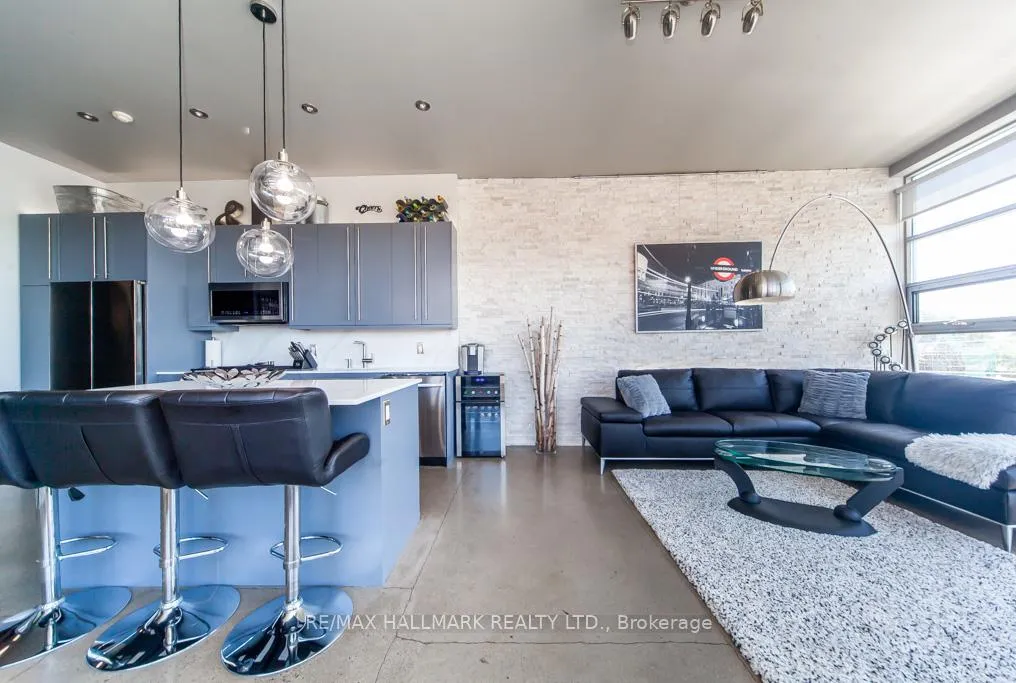 Photo 10 of Unit 403, 952 Kingston Road, Toronto, East End-Danforth — HOMEH