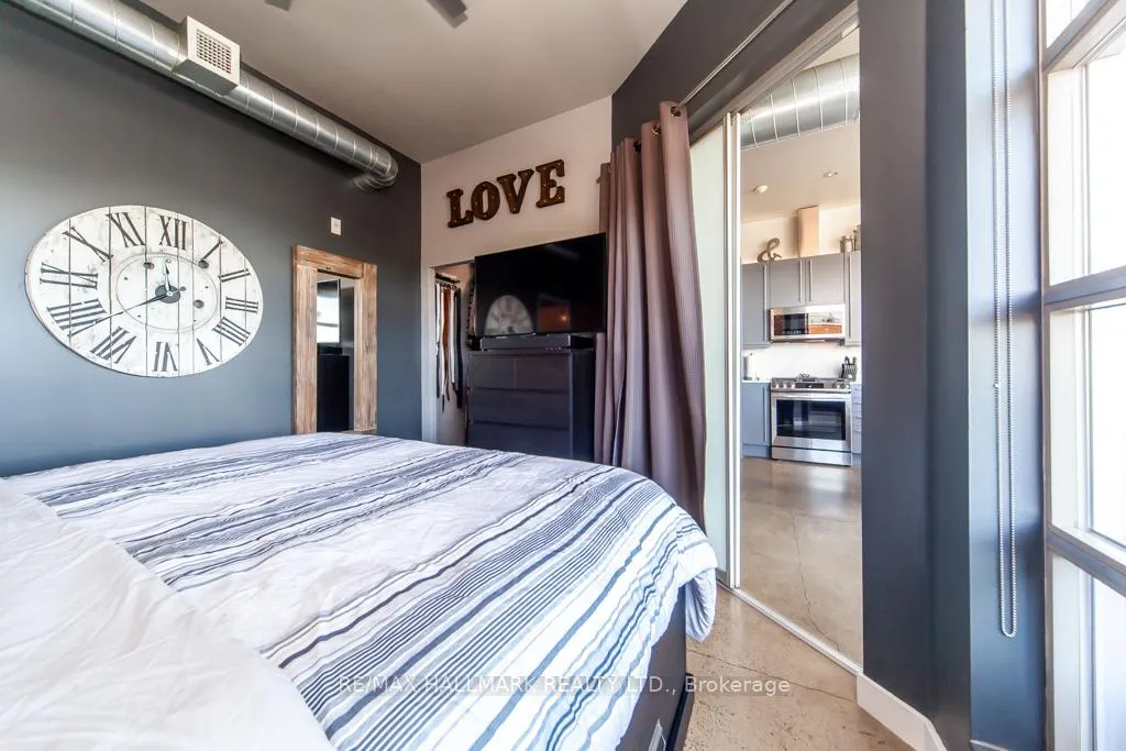 Photo 12 of Unit 403, 952 Kingston Road, Toronto, East End-Danforth — HOMEH