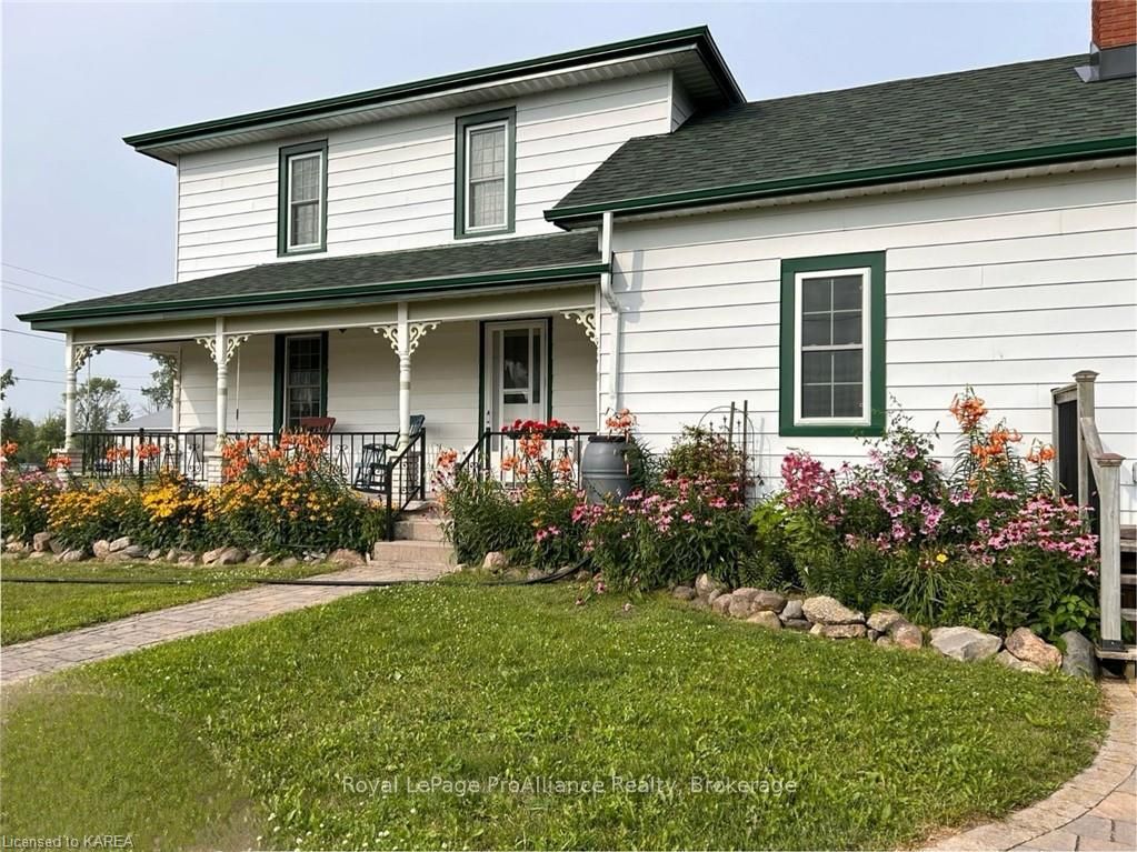 Photo 1 of 1622 County Road 5, Loyalist, Lennox and Addington - South — HOMEH