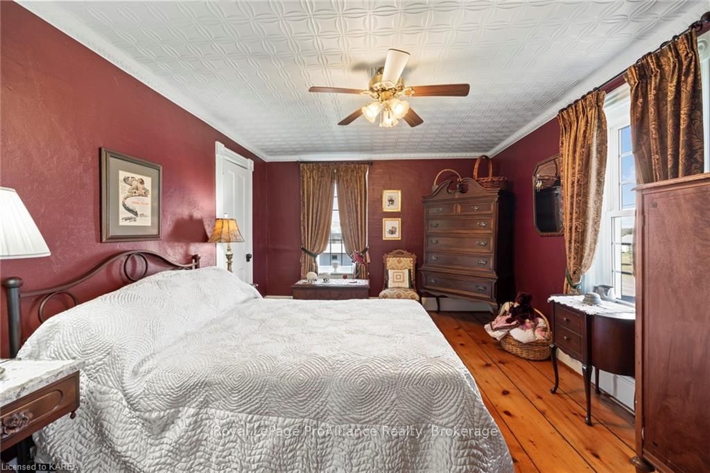Photo 15 of 1622 County Road 5, Loyalist, Lennox and Addington - South — HOMEH