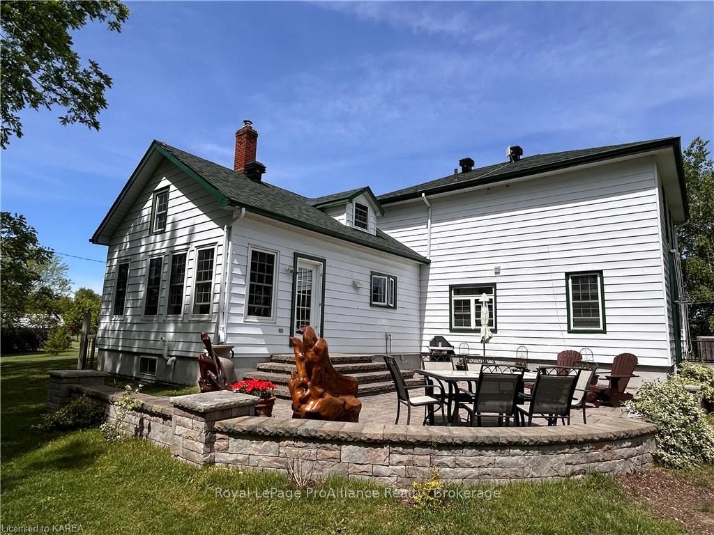Photo 27 of 1622 County Road 5, Loyalist, Lennox and Addington - South — HOMEH