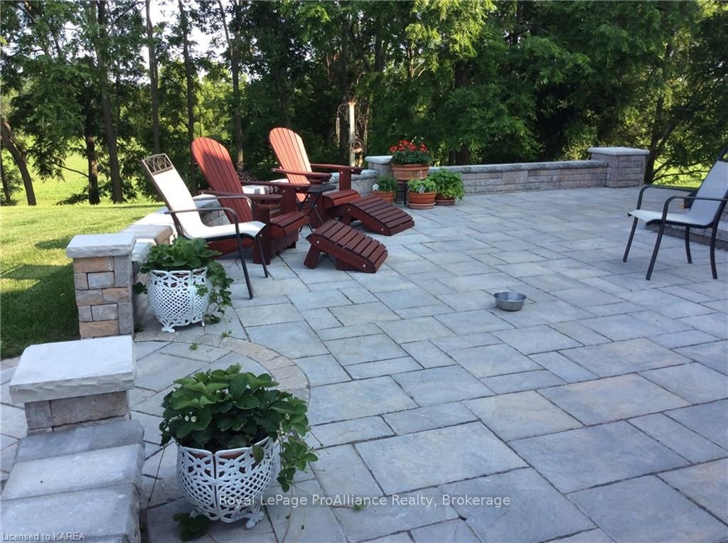 Photo 28 of 1622 County Road 5, Loyalist, Lennox and Addington - South — HOMEH