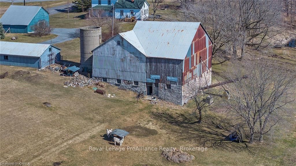 Photo 31 of 1622 County Road 5, Loyalist, Lennox and Addington - South — HOMEH