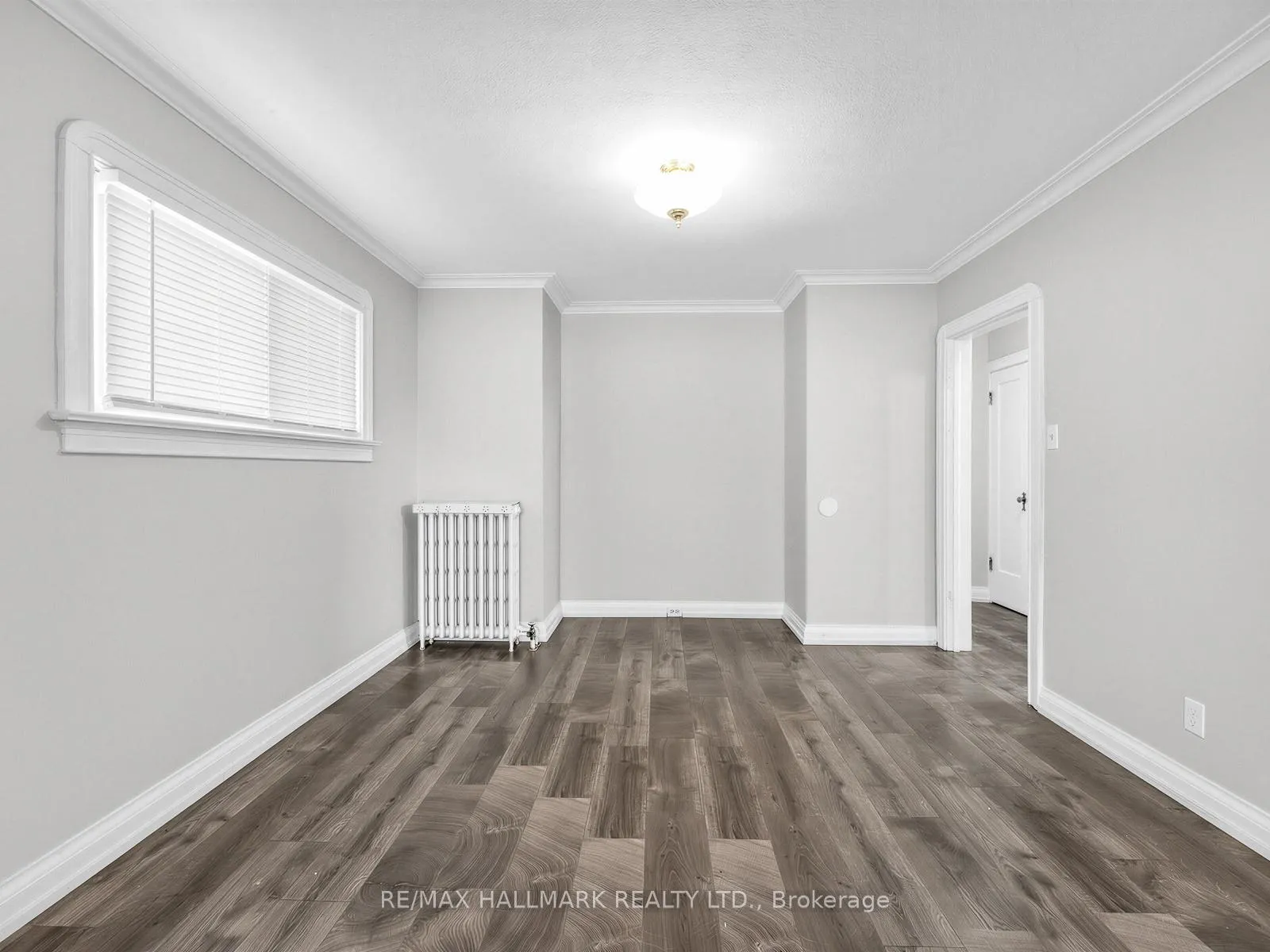 Photo 8 of 18 Roblin Avenue, Toronto, East York — HOMEH