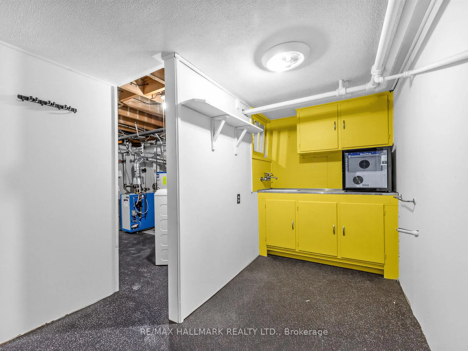 Photo 24 of 18 Roblin Avenue, Toronto, East York — HOMEH