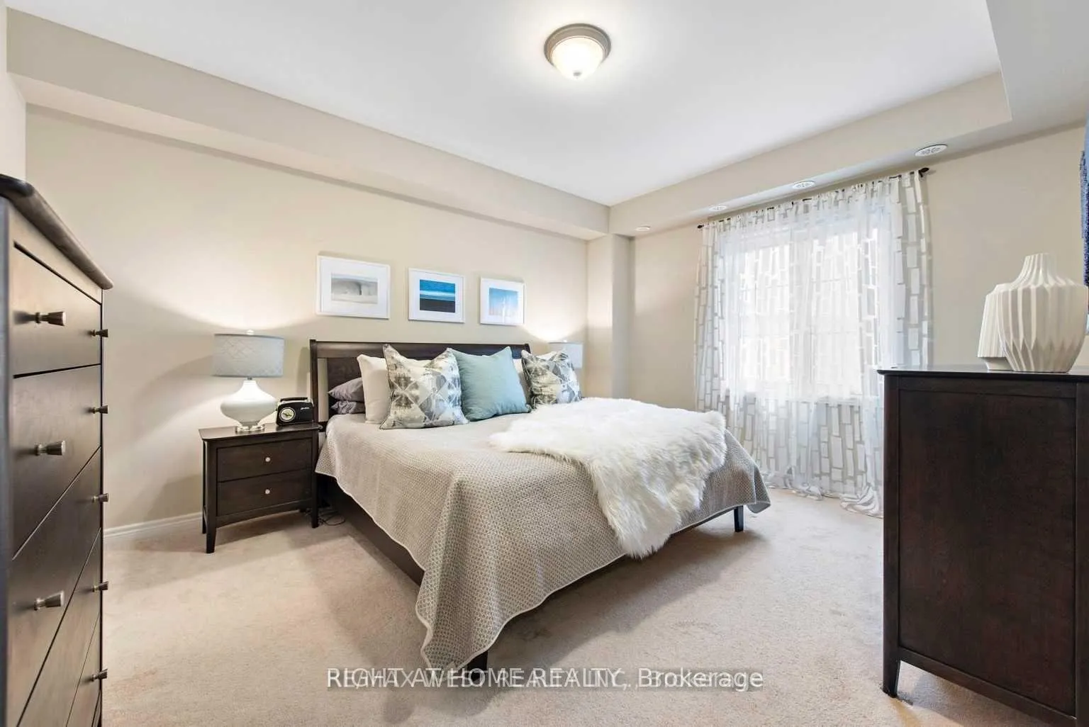 Photo 12 of 1463 Queen Street E, Toronto, Greenwood-Coxwell — HOMEH