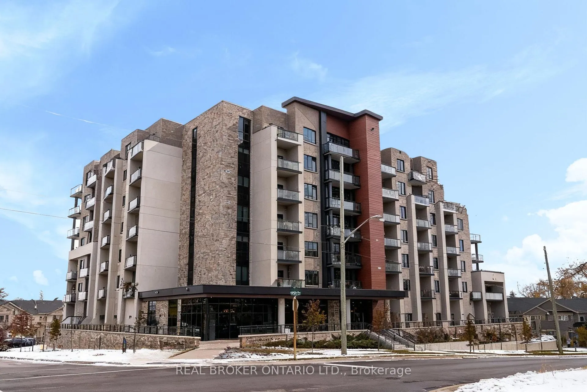Photo 1 of Unit 302, 30 Hamilton Street S, Hamilton, Waterdown — HOMEH