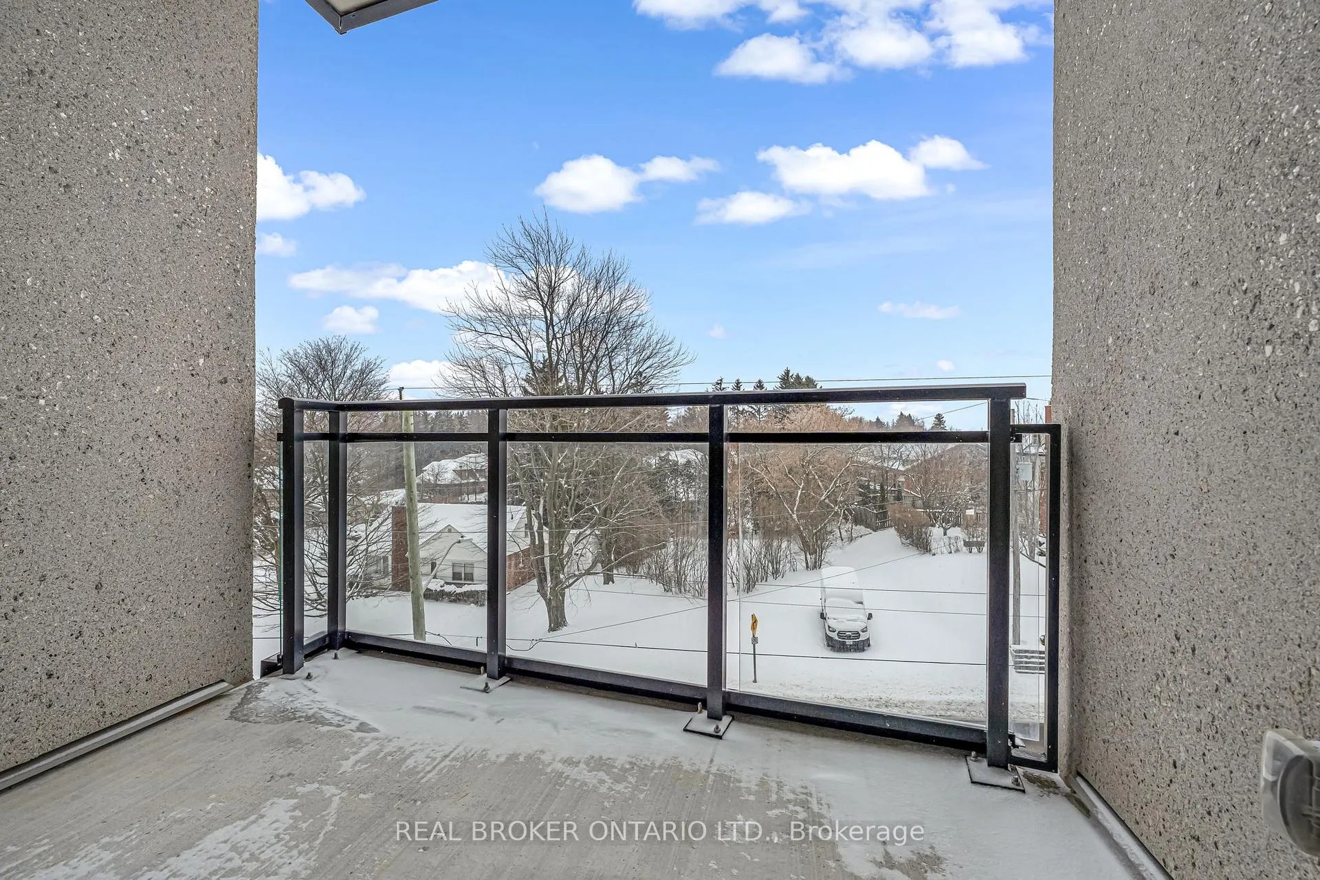 Photo 19 of Unit 302, 30 Hamilton Street S, Hamilton, Waterdown — HOMEH