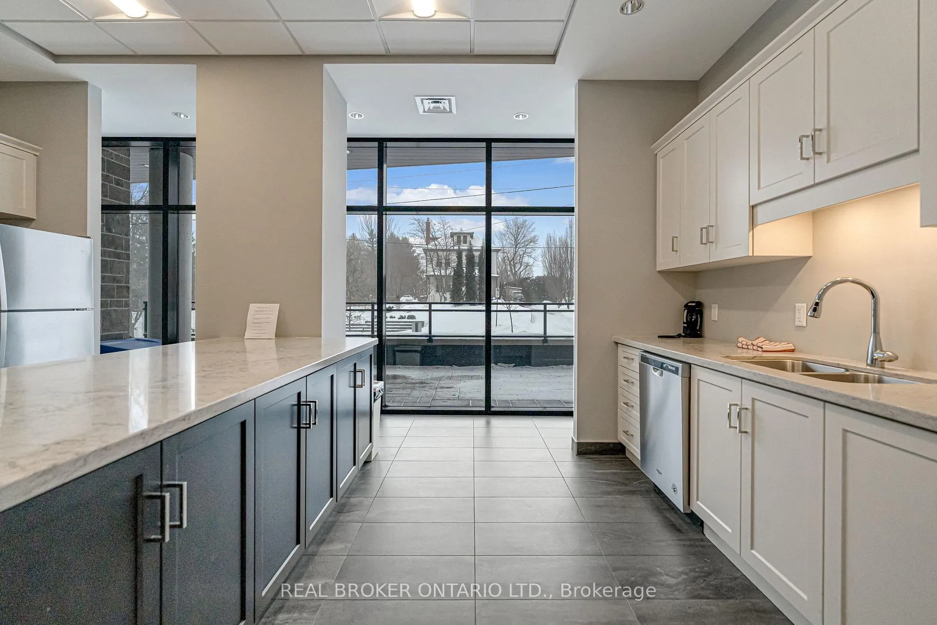 Photo 35 of Unit 302, 30 Hamilton Street S, Hamilton, Waterdown — HOMEH