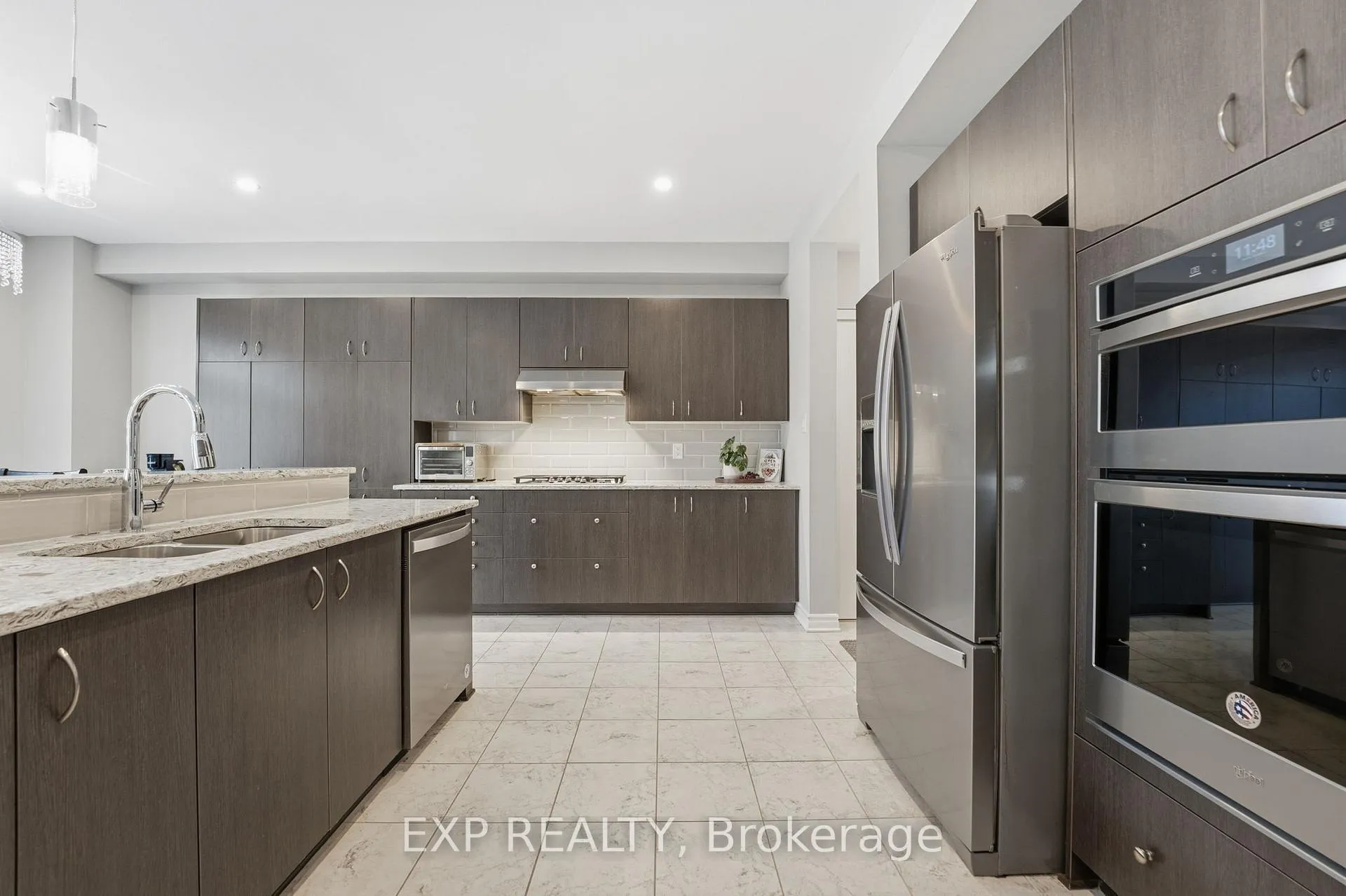 Photo 15 of 118 Discovery Crescent, Ottawa, Stittsville (North) — HOMEH
