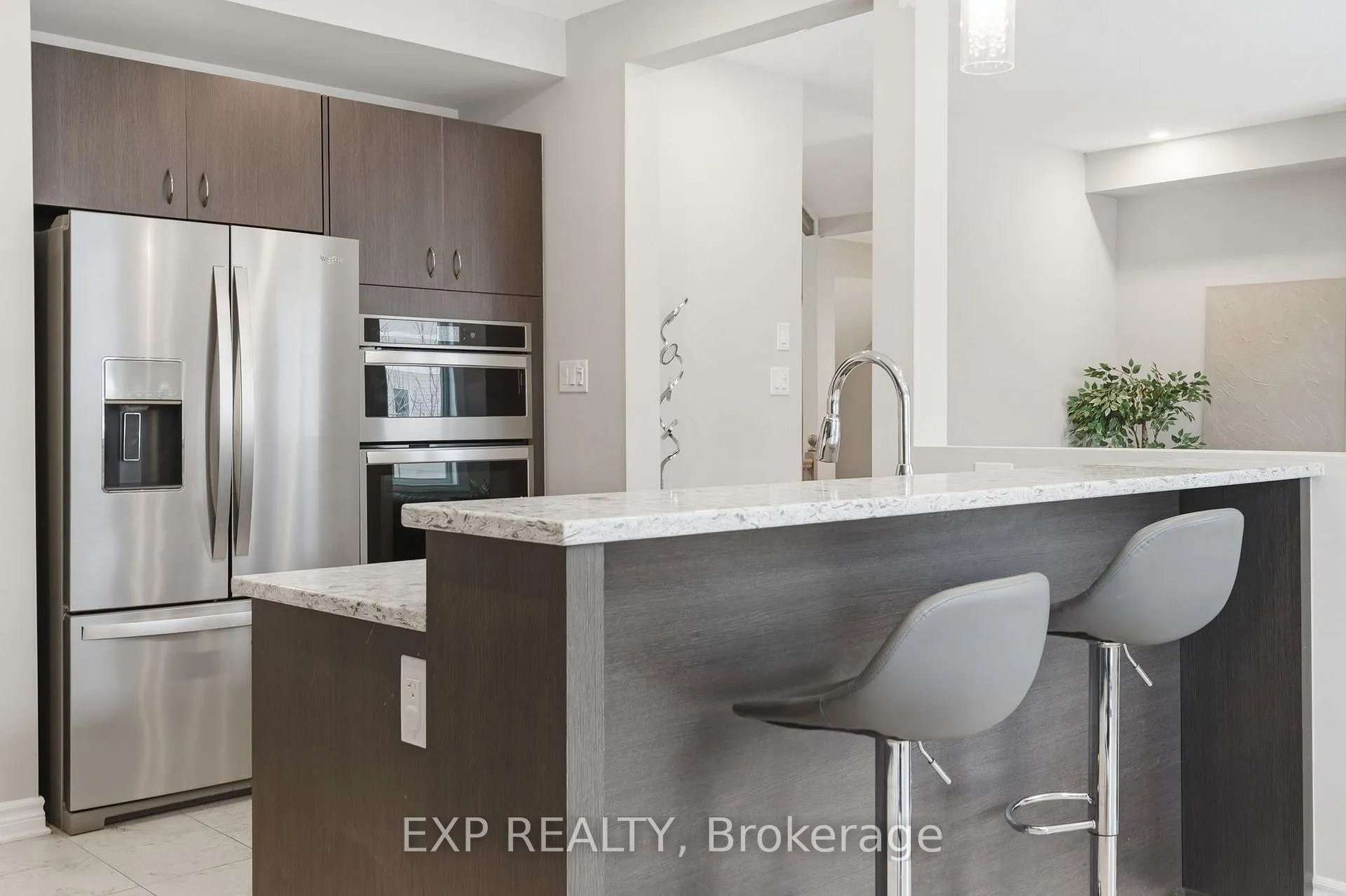 Photo 21 of 118 Discovery Crescent, Ottawa, Stittsville (North) — HOMEH