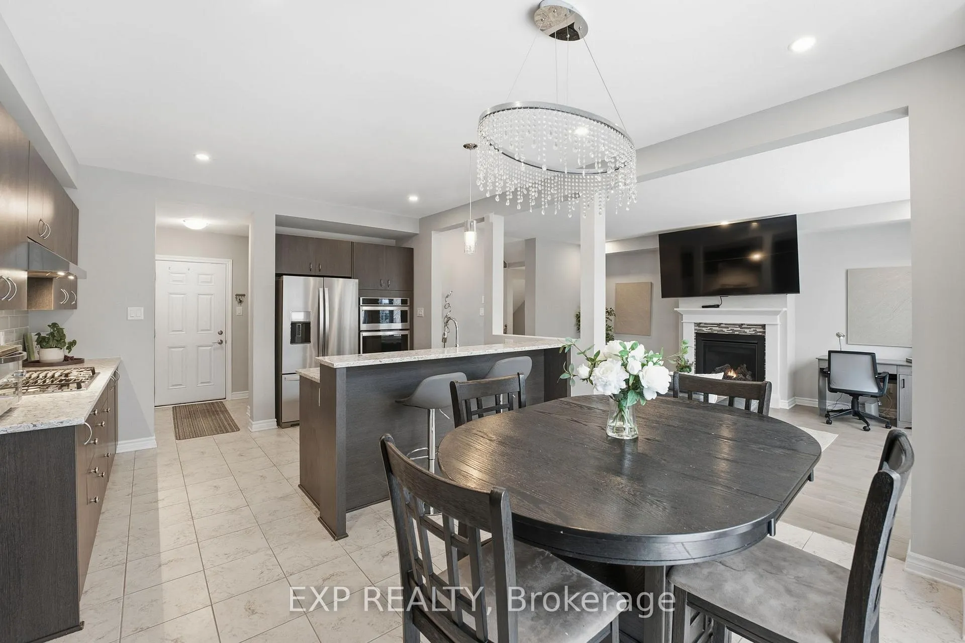 Photo 27 of 118 Discovery Crescent, Ottawa, Stittsville (North) — HOMEH
