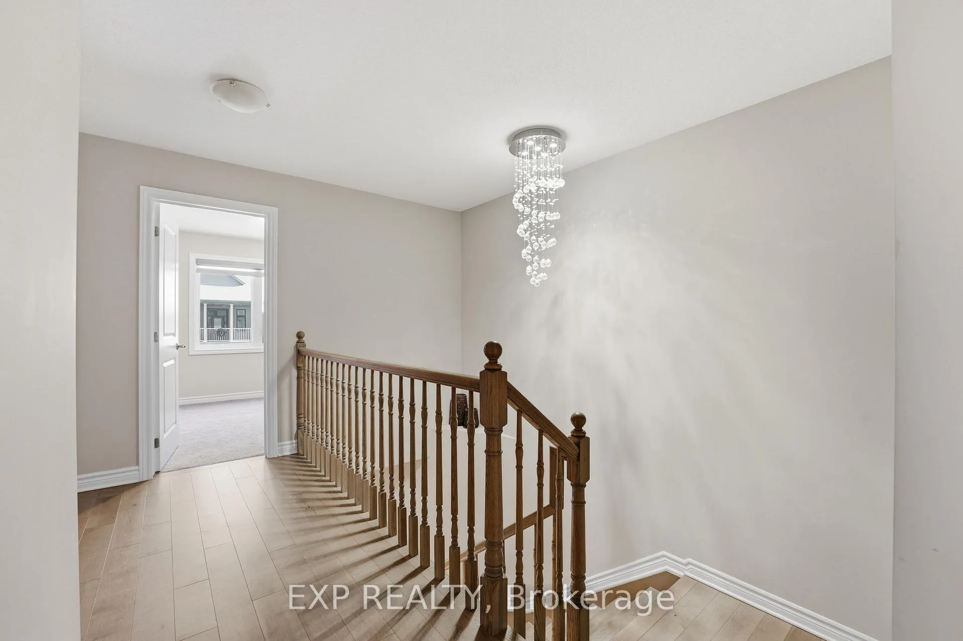 Photo 30 of 118 Discovery Crescent, Ottawa, Stittsville (North) — HOMEH
