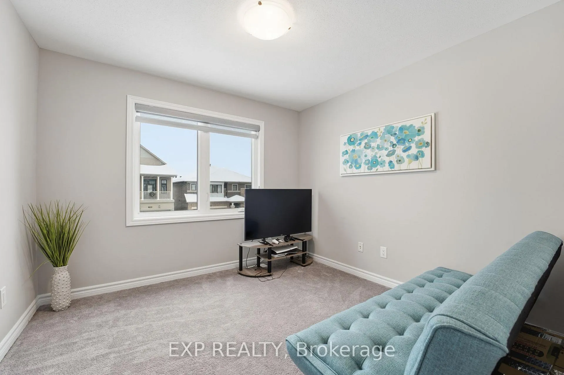 Photo 37 of 118 Discovery Crescent, Ottawa, Stittsville (North) — HOMEH