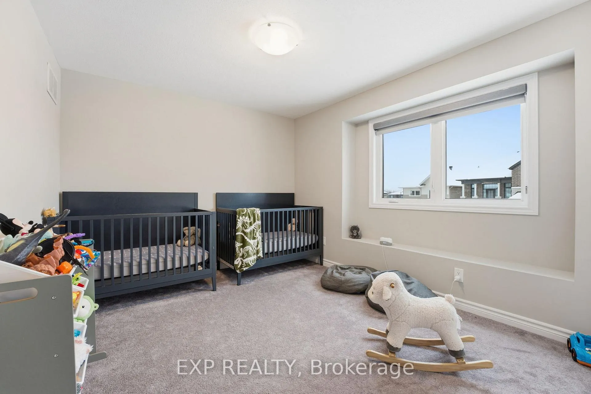 Photo 38 of 118 Discovery Crescent, Ottawa, Stittsville (North) — HOMEH